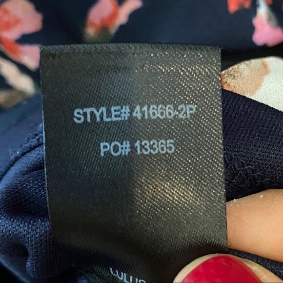 Lulu’s XS Blue Liberty Floral CottageCore Cold Shoulder Boho Flowy Dress - Picture 9 of 10